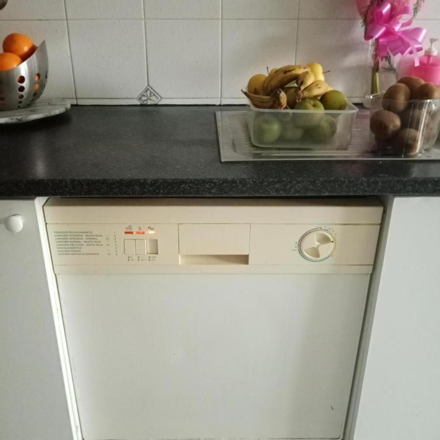Апартаменты Apartamento T2- Apartamento Do Gu Понта-Делгада Экстерьер фото
